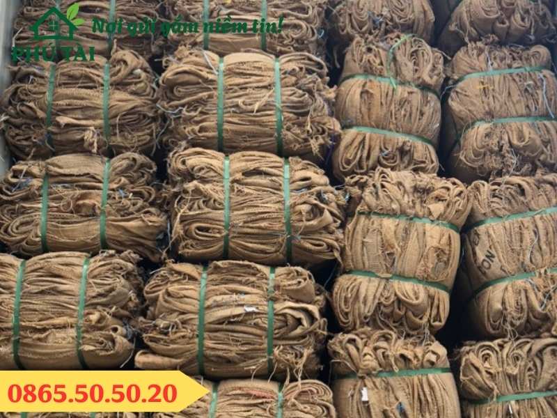 Cung cấp số lượng lớn bao bố bảo dưỡng bê tông