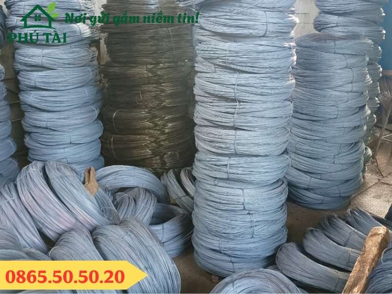 Dây kẽm đen buộc thép cuộn 50kg
