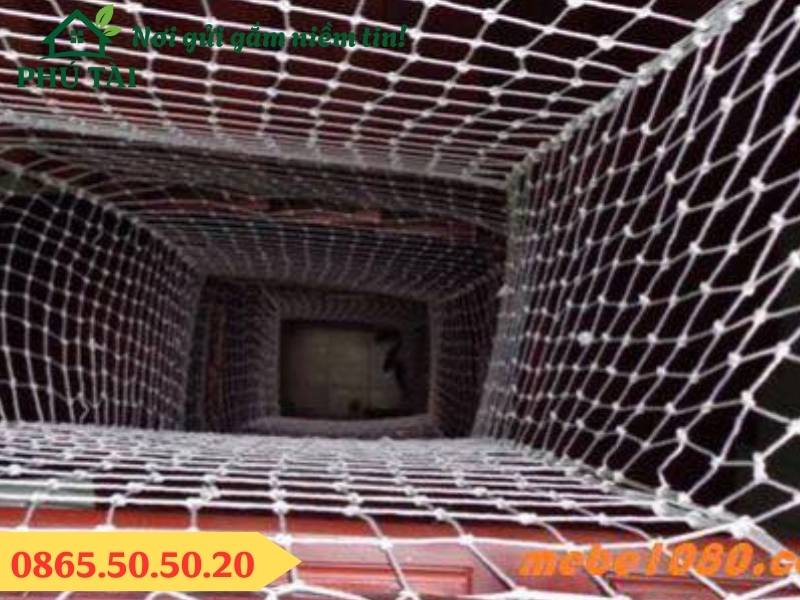 Gia công lưới dù trắng theo kích thước yêu cầu