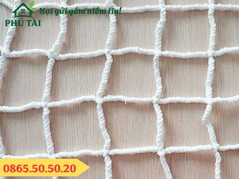 Lưới dù trắng, lưới dù cứu sinh