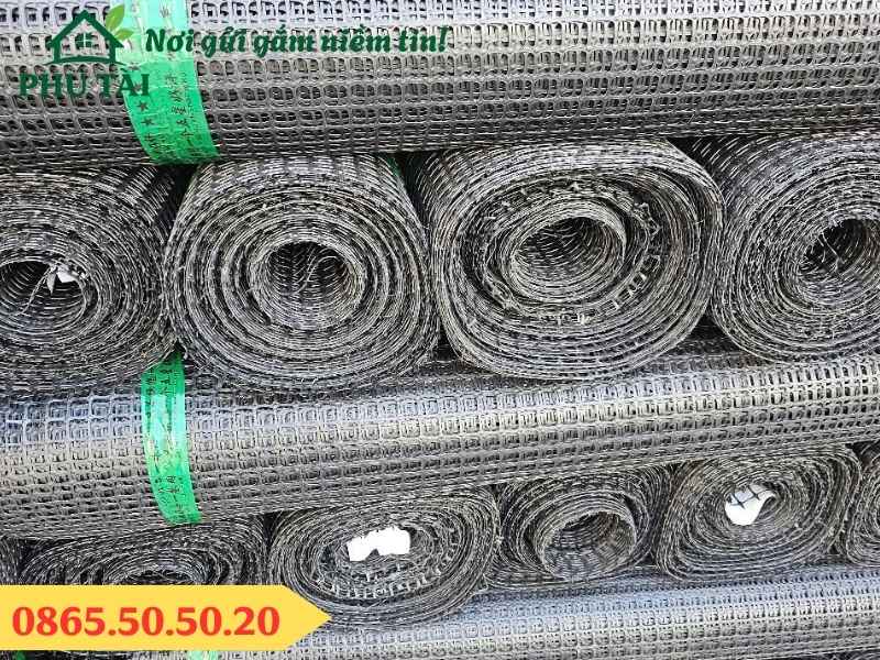 Lưới nhựa đen làm hàng rào