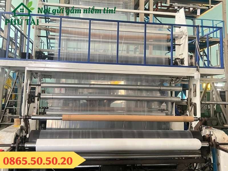 Sản xuất màng PE lót sàn đổ bê tông