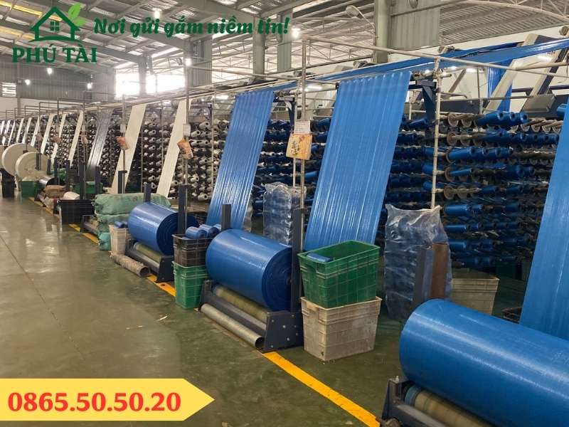 Xưởng sản xuất bạt hai màu xanh dương blue số lượng lớn