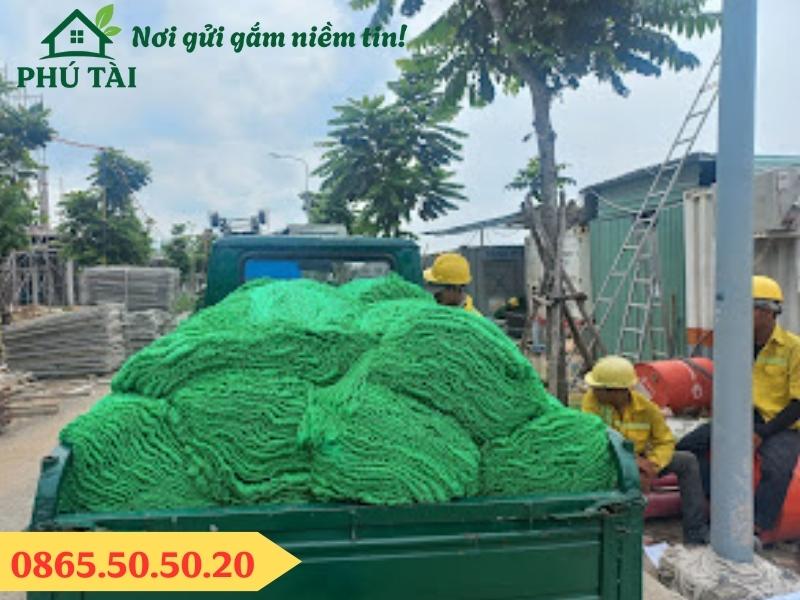 Sử dụng lưới hứng vật rơi công trình