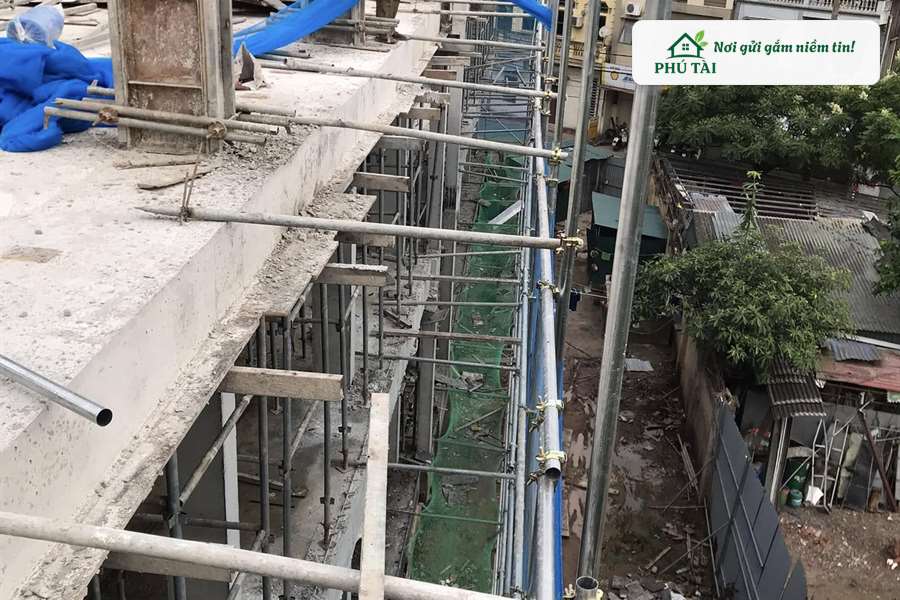 lưới bao che nhà xưởng Bến Cát đan chéo dày dặn tái sử dụng qua nhiều công trình