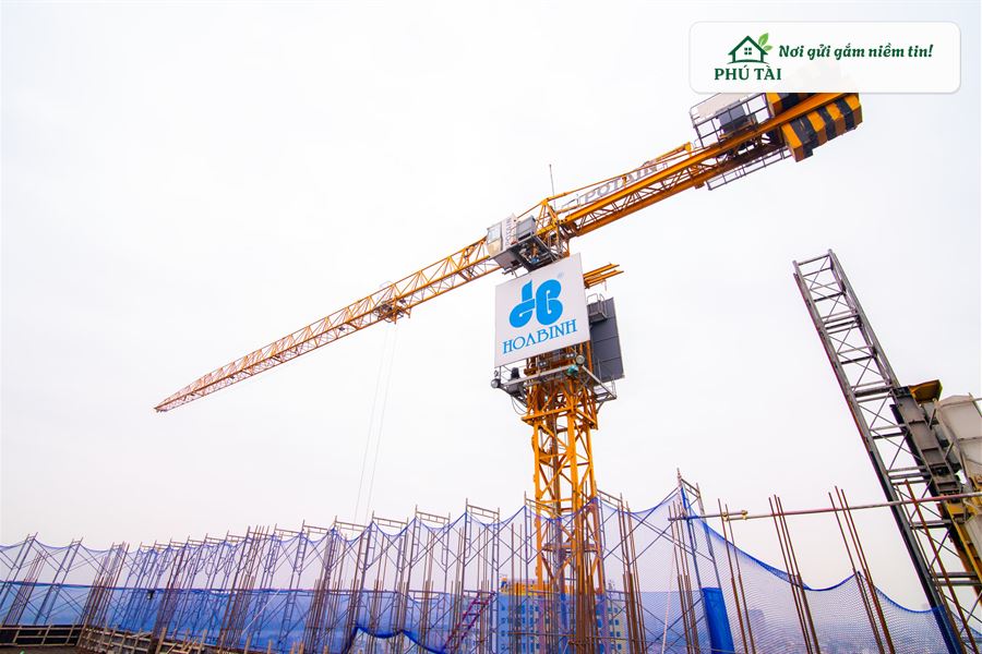 thi công lắp đặt lưới bao che công trình tại Long An KCN Đức Hòa Bến Lức